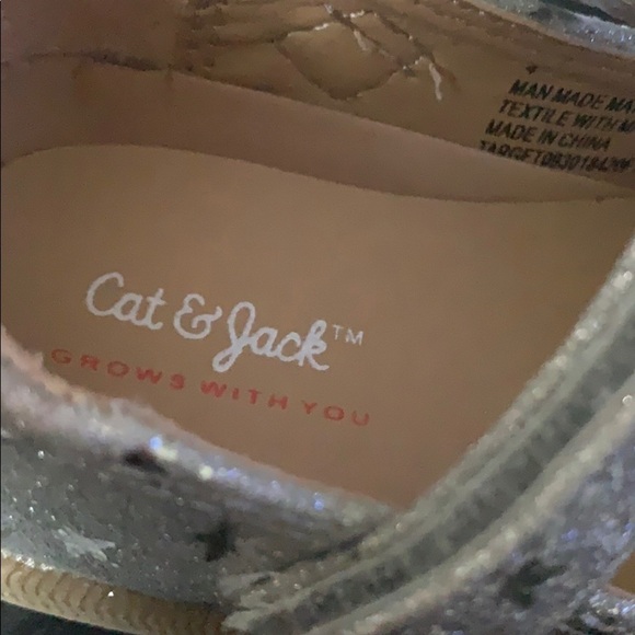 NWOB Cat & Jack Annabelle Silver Glitter Star - Picture 6 of 11